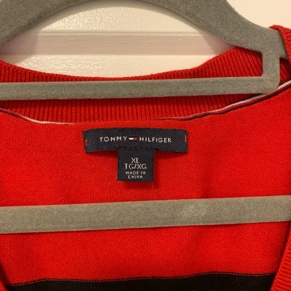 Tommy Hilfiger XL Women’s V-Neck Sweater in Red, White, and Navy - Picture 2 of 5